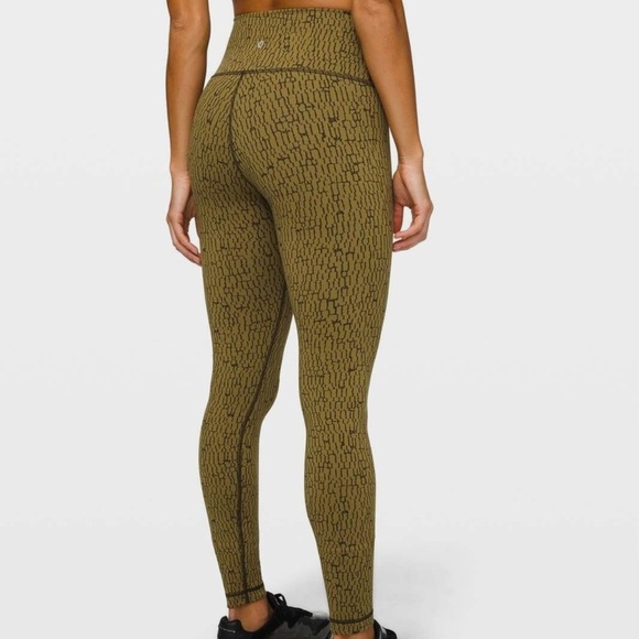 LULULEMON Leggins Womens Size 6 Olive Green - Picture 2 of 10
